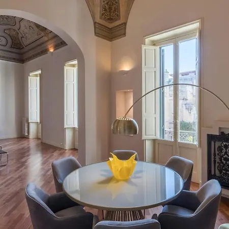 Palazzo Acquaviva - Il Giardino Sospeso Apartment